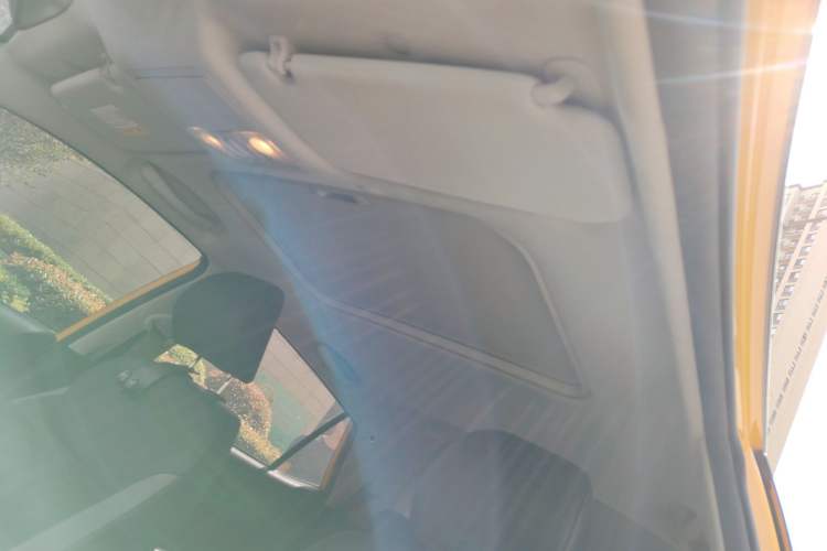 Used Kia kx1 Stonic 2021 1.4L CVT Sunroof Model Headliner