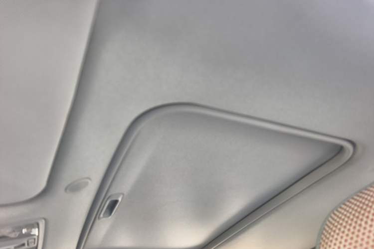 Used Kia kx1 Stonic 2021 1.4L CVT Fun & Sunroof Model Headliner