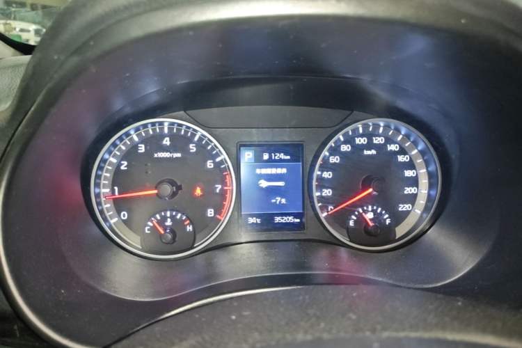 Used Kia kx1 Stonic 2021 1.4L CVT Sunroof Model Instrument Cluster