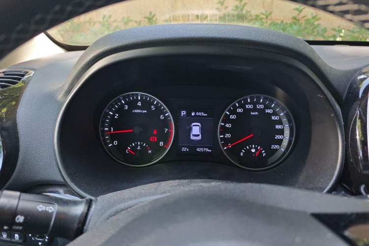 Used Kia kx1 Stonic 2021 1.4L CVT Sunroof Model Instrument Cluster