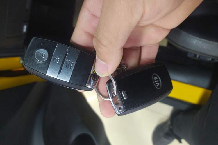 Used Kia kx1 Stonic 2021 1.4L Automatic Fun & Sport Edition Interior 1