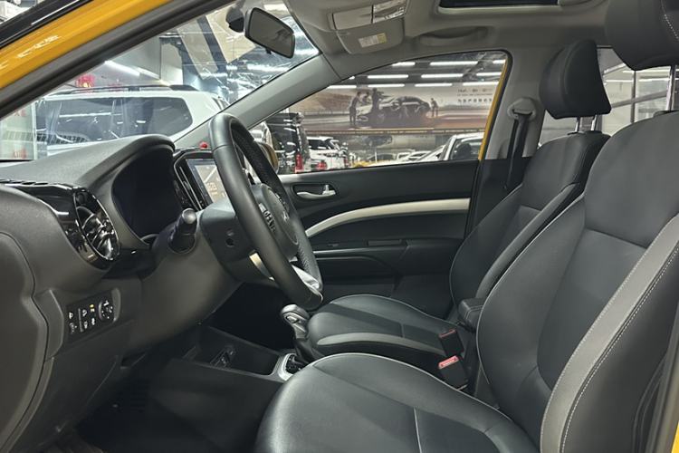 Used Kia kx1 Stonic 2021 1.4L CVT Sunroof Model Interior 1