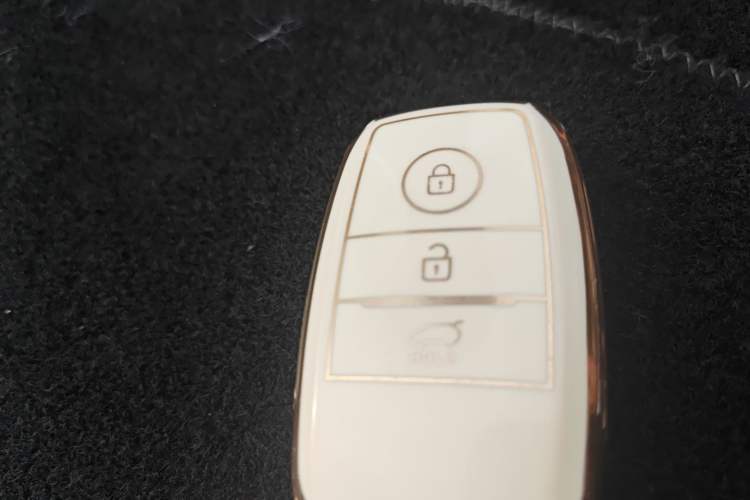 Used Kia kx1 Stonic 2021 1.4L Automatic Fun & Sport Edition Interior 1