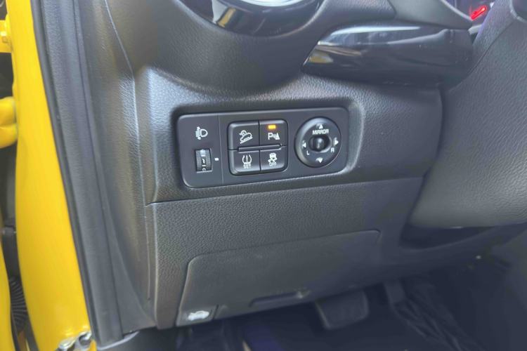 Used Kia kx1 Stonic 2021 1.4L CVT Sunroof Model Interior 10