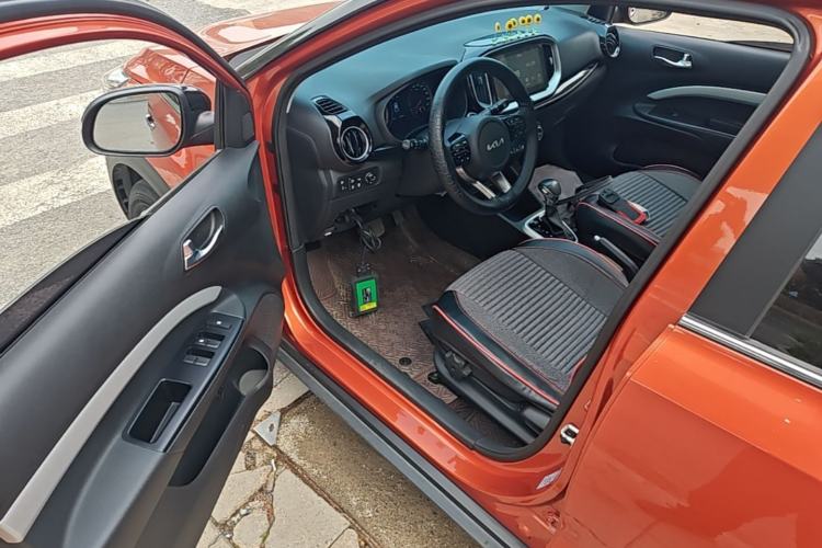 Used Kia kx1 Stonic 2021 1.4L CVT Sunroof Model Interior 3