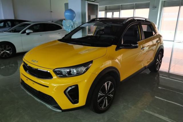Used Kia kx1 Stonic 2021 1.4L CVT Sunroof Model