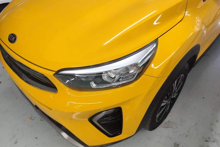 Used Kia kx1 Stonic 2021 1.4L Automatic Fun & Sport Edition Left Front Headlight