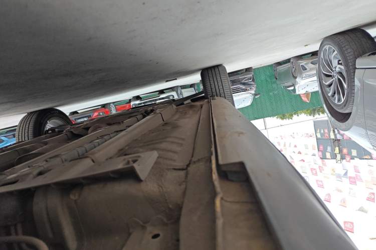 Used Kia kx1 Stonic 2021 1.4L CVT Sunroof Model Left Side Sill