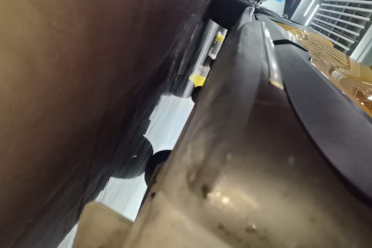 Used Kia kx1 Stonic 2021 1.4L Automatic Fun & Sport Edition Left Side Sill