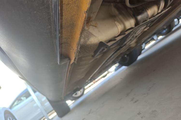 Used Kia kx1 Stonic 2021 1.4L CVT Fun & Sunroof Model Left Side Sill