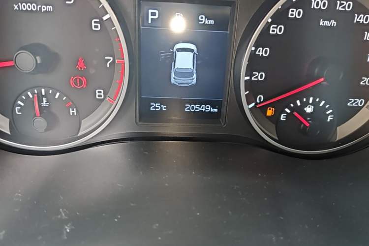 Used Kia kx1 Stonic 2021 1.4L CVT Sunroof Model Odometer Close Up