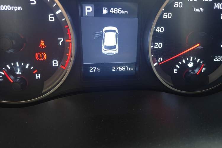 Used Kia kx1 Stonic 2021 1.4L CVT Fun Edition Odometer Close Up