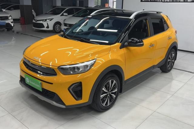 Ojetý Kia kx1 Stonic 2021 1.4L CVT Fun & Sunroof Model