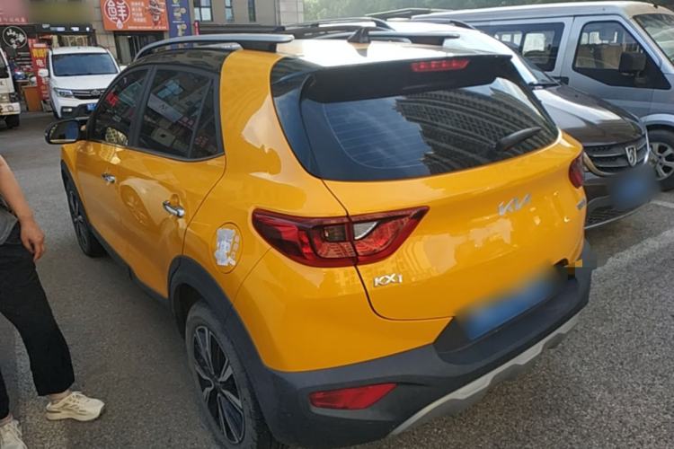 Used Kia kx1 Stonic 2021 1.4L CVT Sunroof Model Rear Left 45 Deg