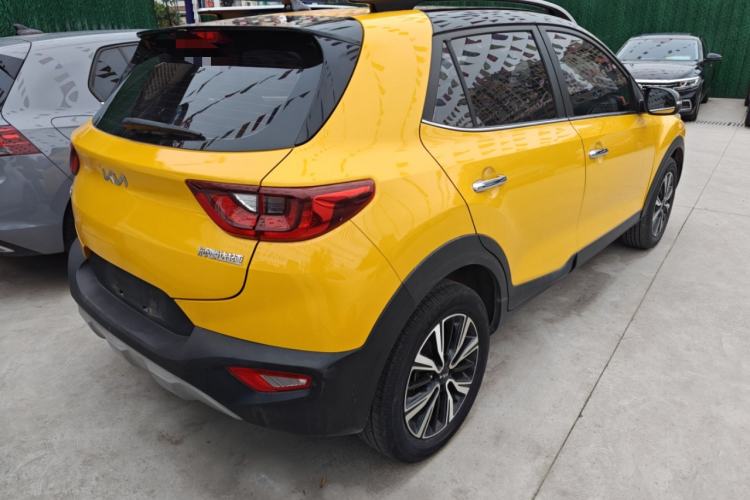 Used Kia kx1 Stonic 2021 1.4L CVT Sunroof Model Rear Right 45 Deg