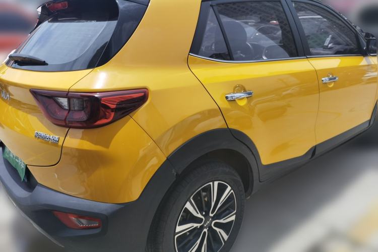 Used Kia kx1 Stonic 2021 1.4L CVT Sunroof Model Rear Right 45 Deg