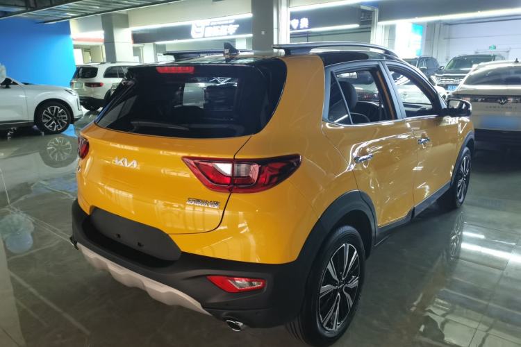 Used Kia kx1 Stonic 2021 1.4L CVT Sunroof Model Rear Right 45 Deg