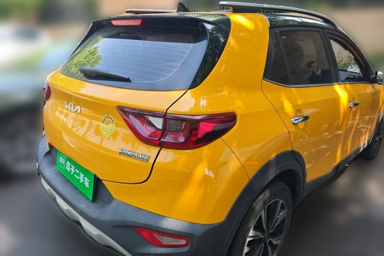 Used Kia kx1 Stonic 2021 1.4L CVT Sunroof Model Rear Right 45 Deg