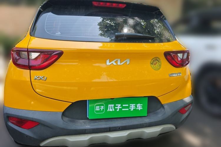 Used Kia kx1 Stonic 2021 1.4L CVT Sunroof Model Rear
