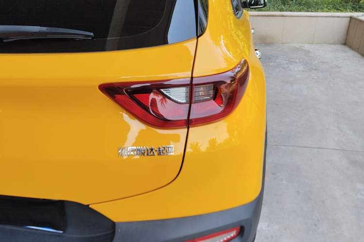 Used Kia kx1 Stonic 2021 1.4L CVT Fun & Sunroof Model Right Rear Taillight