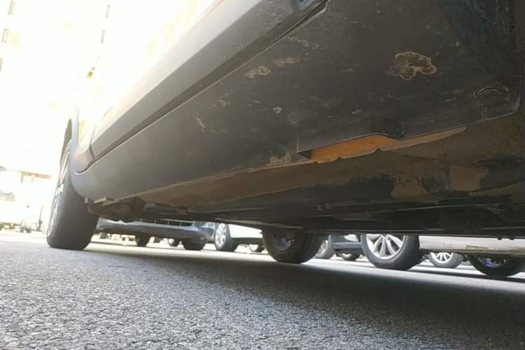 Used Kia kx1 Stonic 2021 1.4L CVT Sunroof Model Right Side Sill