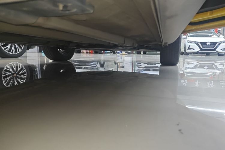 Used Kia kx1 Stonic 2021 1.4L CVT Sunroof Model Right Side Sill