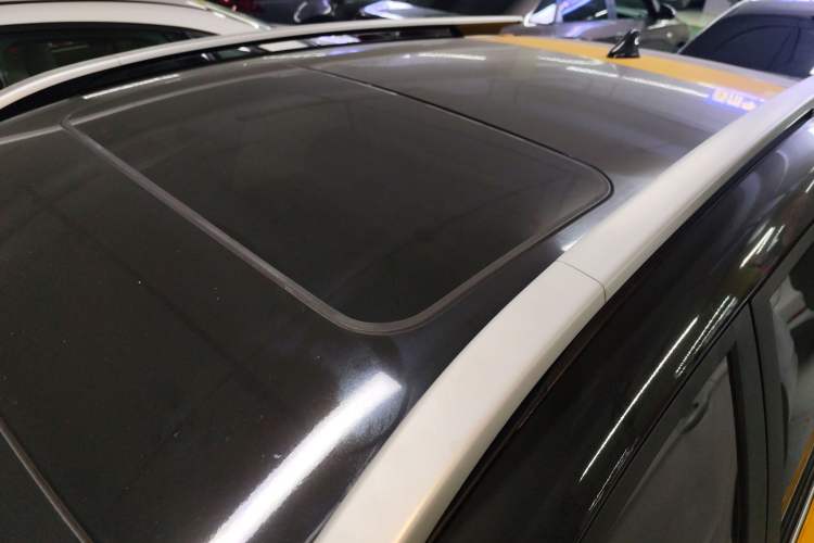 Used Kia kx1 Stonic 2021 1.4L Automatic Fun & Sport Edition Roof