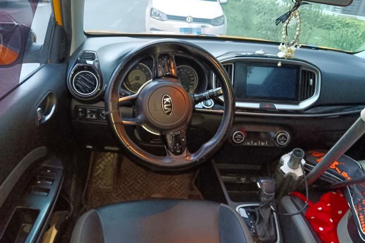 Used Kia kx1 Stonic 2021 1.4L Automatic Fun & Sport Edition Steering Wheel