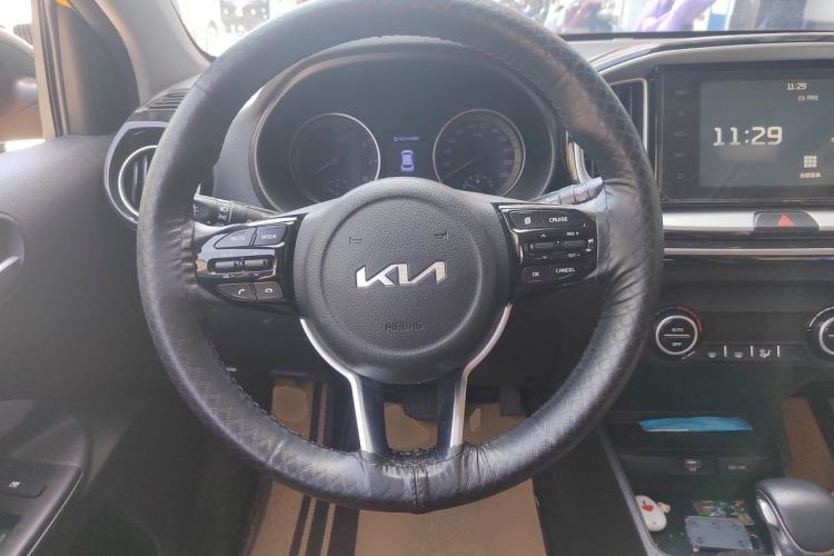 Used Kia kx1 Stonic 2021 1.4L CVT Fun & Sunroof Model Steering Wheel