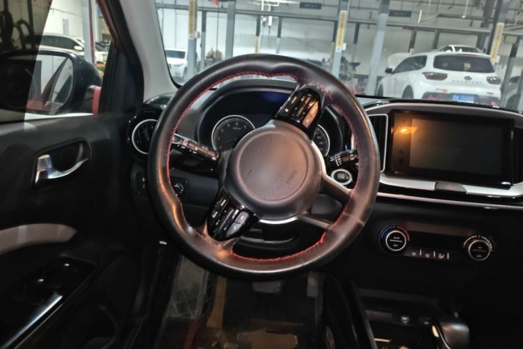 Used Kia kx1 Stonic 2021 1.4L CVT Sunroof Model Steering Wheel