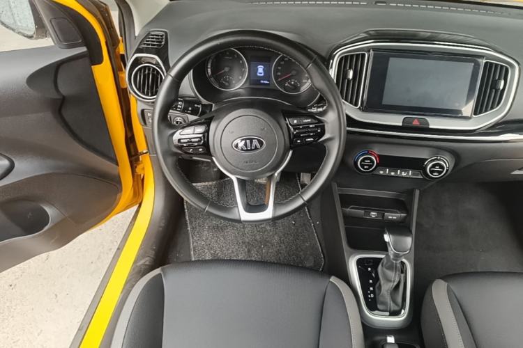 Used Kia kx1 Stonic 2021 1.4L CVT Fun & Sunroof Model Steering Wheel