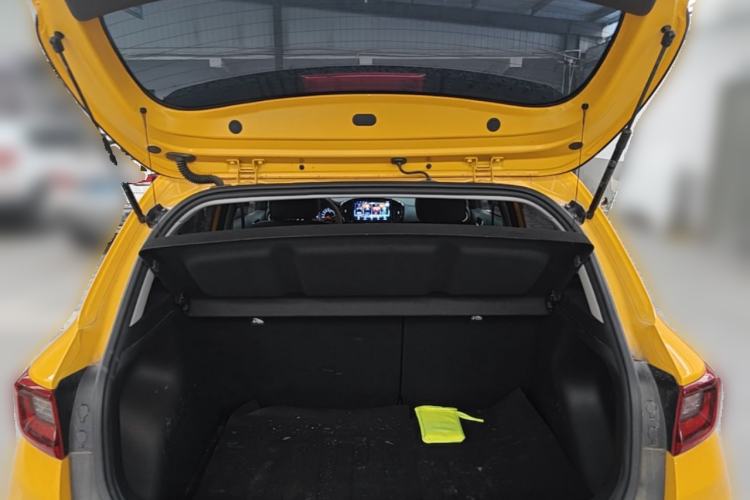 Used Kia kx1 Stonic 2021 1.4L CVT Sunroof Model Trunk