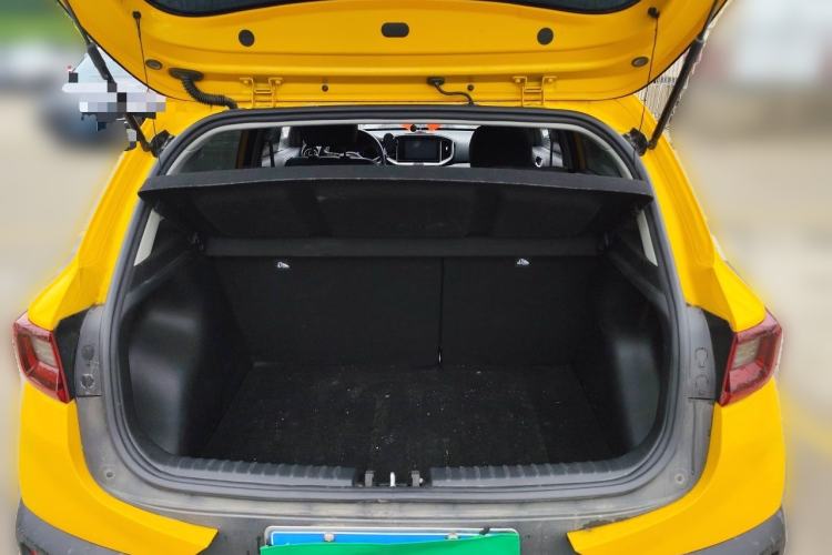 Used Kia kx1 Stonic 2021 1.4L CVT Sunroof Model Trunk