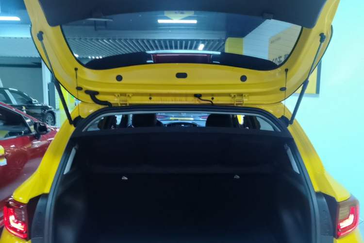 Used Kia kx1 Stonic 2021 1.4L Automatic Fun & Sport Edition Trunk