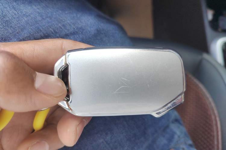 Used Kia kx1 Stonic 2021 1.4L CVT Fun & Sunroof Model Vehicle Key