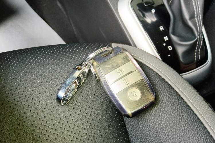 Used Kia kx1 Stonic 2021 1.4L Automatic Fun & Sport Edition Vehicle Key