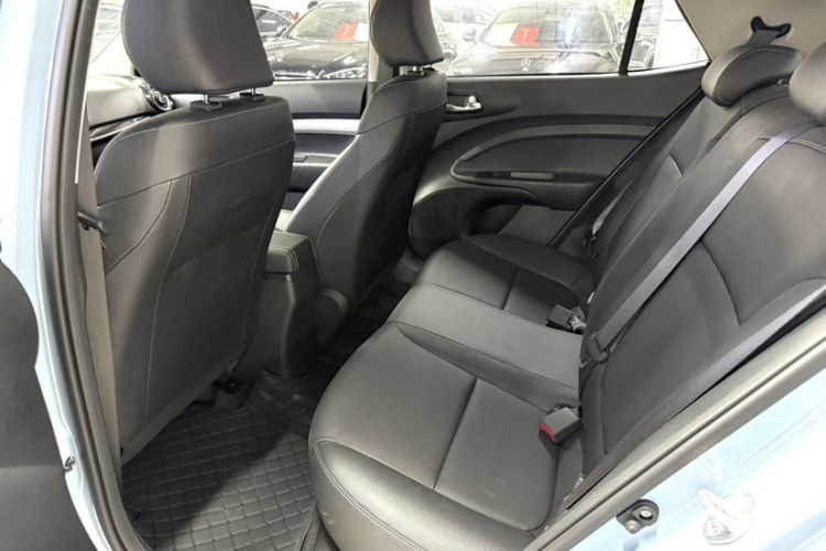Used Kia kx1 Stonic 2026 Model 1.4L Sunroof Edition Interior 1
