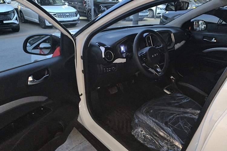 Used Kia kx1 Stonic 2026 Model 1.4L Sunroof Edition Driver Seat