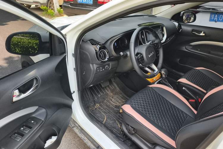 Used Kia kx1 Stonic 2026 Model 1.4L Fun Enjoyment Automatic Edition Driver Seat