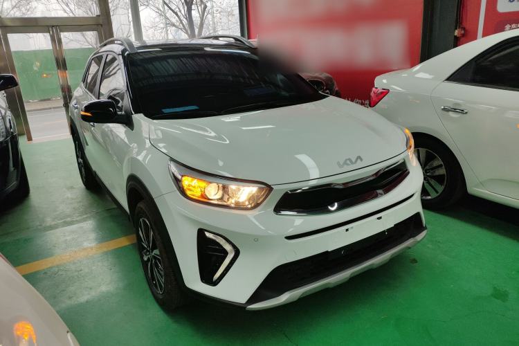 Used Kia kx1 Stonic 2026 Model 1.4L Sunroof Edition Exterior 2