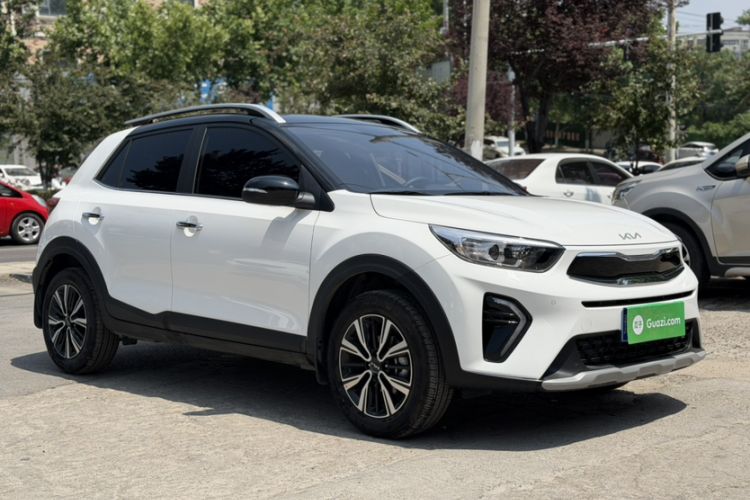 Used Kia kx1 Stonic 2026 Model 1.4L Sunroof Edition Exterior 2