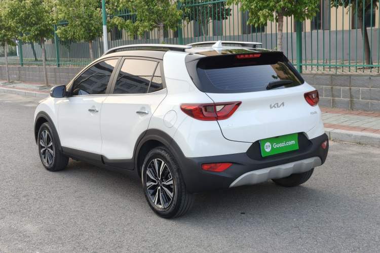 Used Kia kx1 Stonic 2026 Model 1.4L Sunroof Edition Exterior 4
