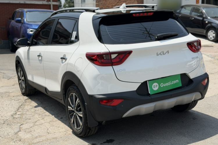 Used Kia kx1 Stonic 2026 Model 1.4L Sunroof Edition Exterior 5