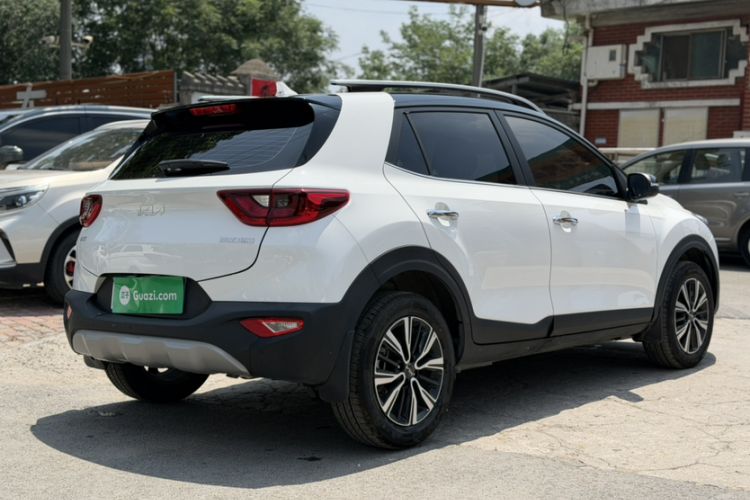 Used Kia kx1 Stonic 2026 Model 1.4L Sunroof Edition Exterior 6