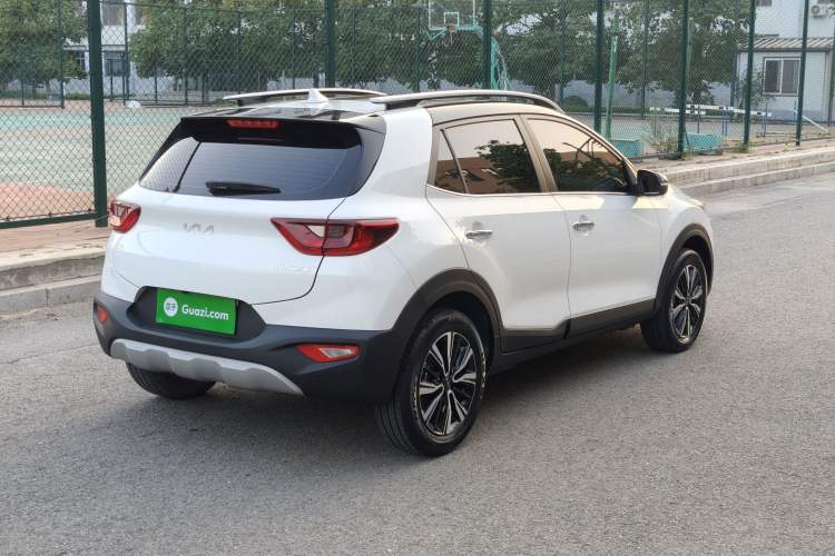 Used Kia kx1 Stonic 2026 Model 1.4L Sunroof Edition Exterior 6