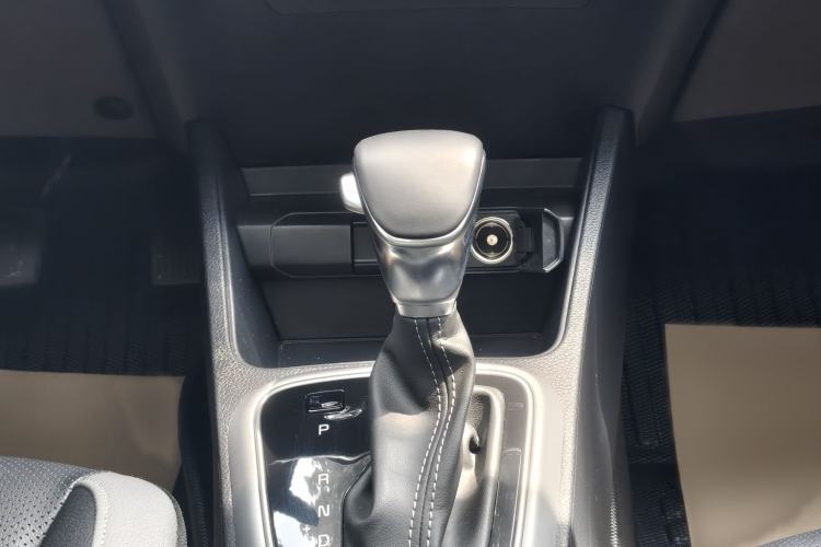 Used Kia kx1 Stonic 2026 Model 1.4L Sunroof Edition Gear Lever