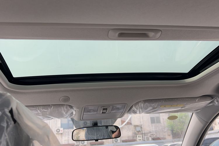 Used Kia kx1 Stonic 2026 Model 1.4L Sunroof Edition Headliner