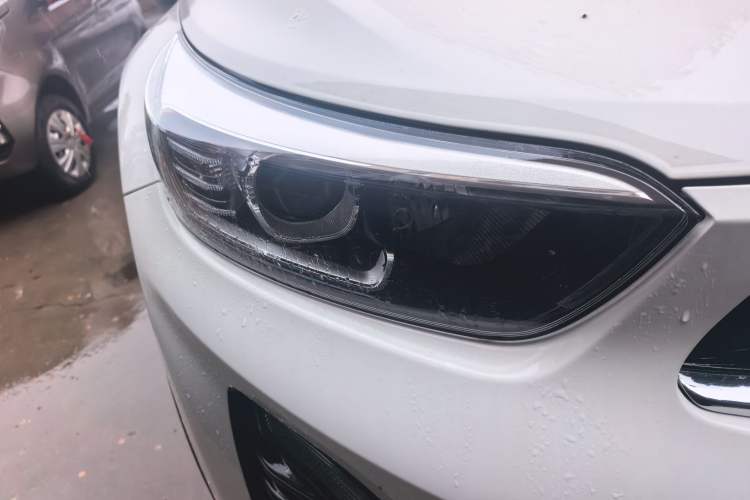 Used Kia kx1 Stonic 2026 Model 1.4L Fun Enjoyment Automatic Edition Right Front Headlight
