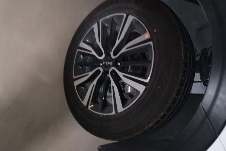 Used Kia kx1 Stonic 2026 Model 1.4L Fun Enjoyment Automatic Edition Right Front Wheel Hub