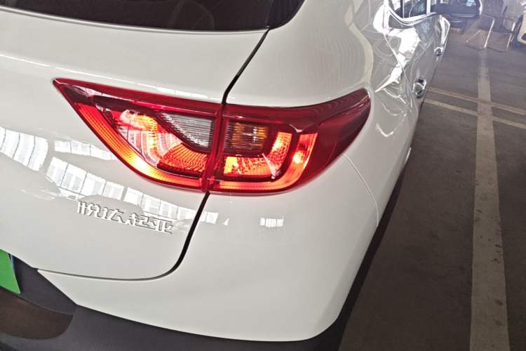 Used Kia kx1 Stonic 2026 Model 1.4L Sunroof Edition Right Rear Taillight